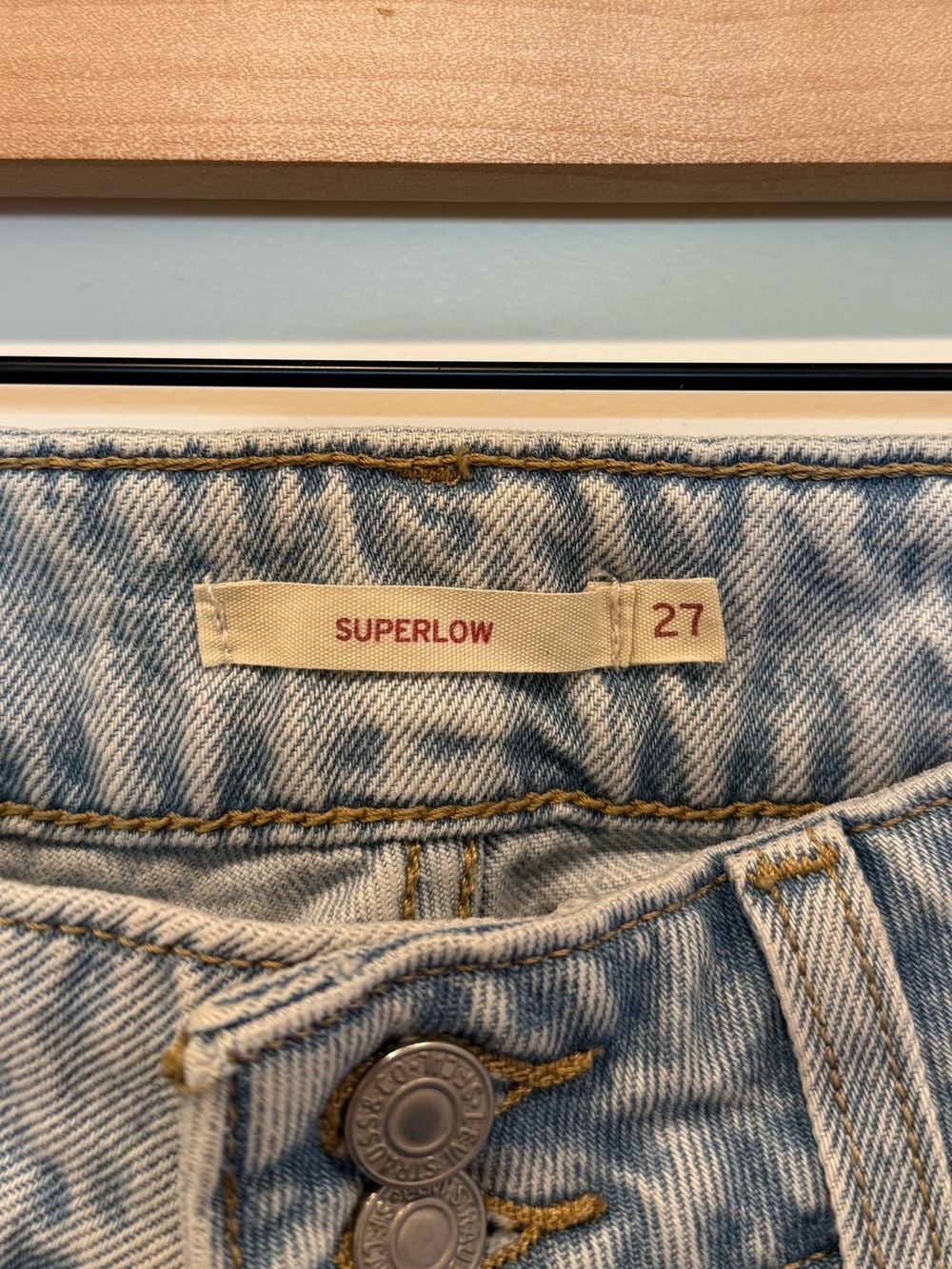 Levi’s super low loose jeans 27 - Picture 8 of 10